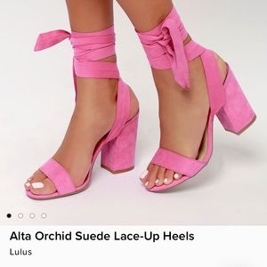 Lulus Strap Heels! Size 7